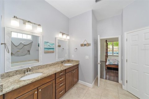 House in High Springs, Florida 4 bedrooms, 169.36 sq.m. № 1845369 - photo 19