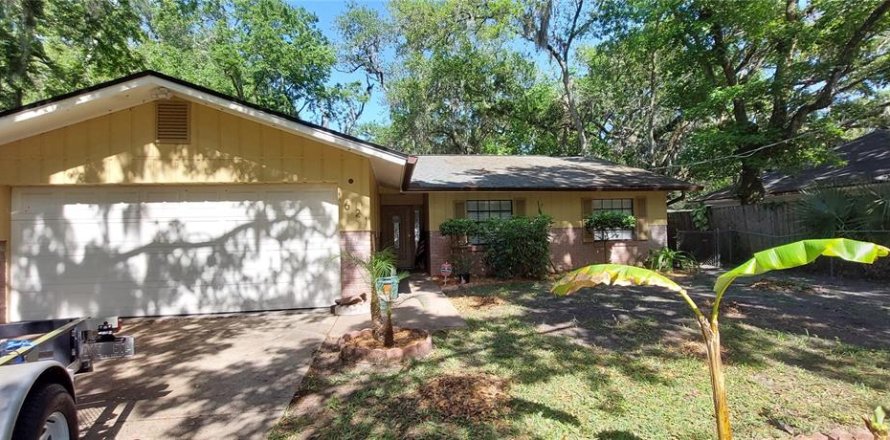House in Daytona Beach, Florida 4 bedrooms, 109.07 sq.m. № 1690314
