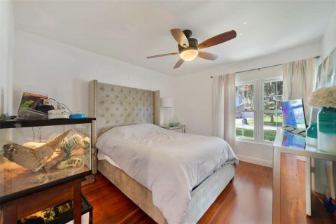 Casa en alquiler en Orlando, Florida, 4 dormitorios, 221.11 m2 № 1910476 - foto 13