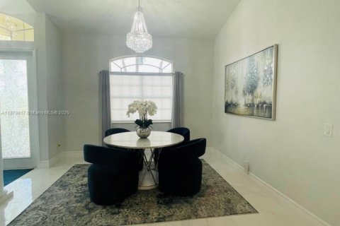 Casa en alquiler en Fort Myers, Florida, 3 dormitorios № 1932108 - foto 6