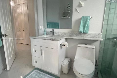 Casa en alquiler en Fort Myers, Florida, 3 dormitorios № 1932108 - foto 24