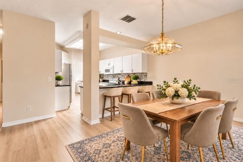 Villa ou maison à vendre à Clermont, Floride: 2 chambres, 188.68 m2 № 2427054 - photo 4