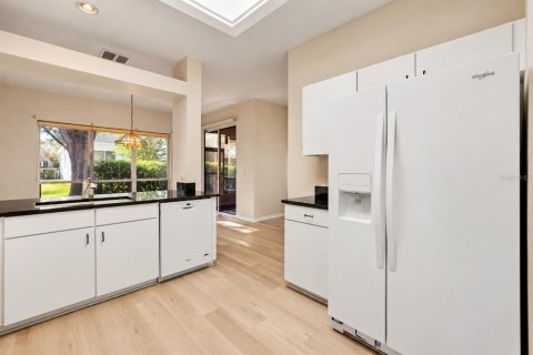 Villa ou maison à vendre à Clermont, Floride: 2 chambres, 188.68 m2 № 2427054 - photo 6