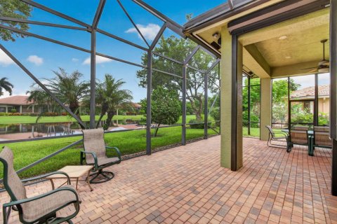 House in Boynton Beach, Florida 4 bedrooms, 268.86 sq.m. № 2394617