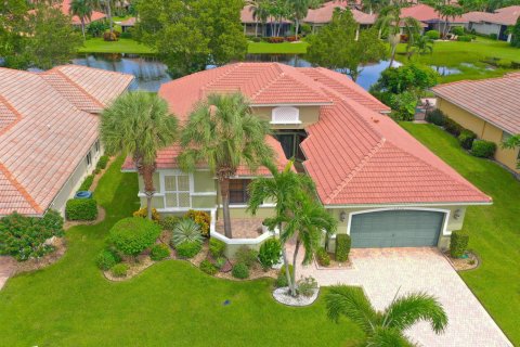 House in Boynton Beach, Florida 4 bedrooms, 268.86 sq.m. № 2394617 - photo 16