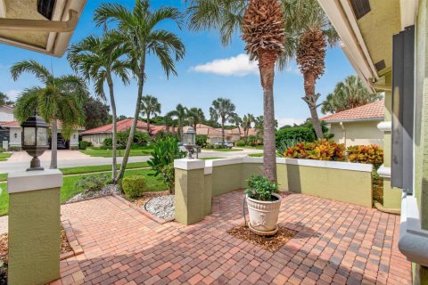 House in Boynton Beach, Florida 4 bedrooms, 268.86 sq.m. № 2394617 - photo 19