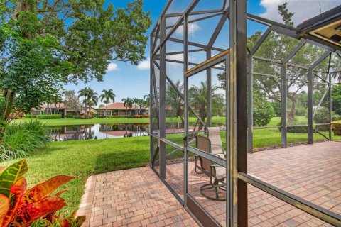 House in Boynton Beach, Florida 4 bedrooms, 268.86 sq.m. № 2394617 - photo 10