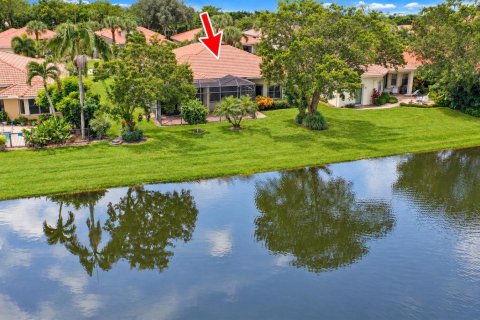House in Boynton Beach, Florida 4 bedrooms, 268.86 sq.m. № 2394617 - photo 4