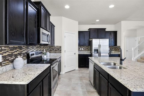 House in Winter Garden, Florida 3 bedrooms, 204.38 sq.m. № 1904769 - photo 11