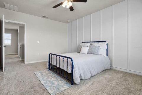 House in Winter Garden, Florida 3 bedrooms, 204.38 sq.m. № 1904769 - photo 17