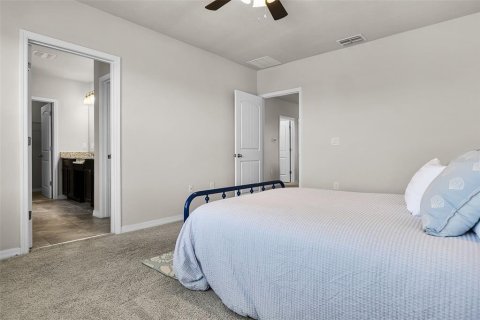House in Winter Garden, Florida 3 bedrooms, 204.38 sq.m. № 1904769 - photo 18