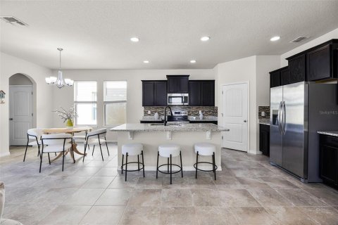 House in Winter Garden, Florida 3 bedrooms, 204.38 sq.m. № 1904769 - photo 5