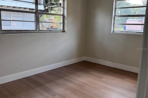 House in Plant City, Florida 2 bedrooms, 113.15 sq.m. № 2111263 - photo 5