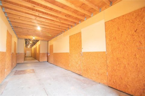 Immobilier commercial à vendre à Titusville, Floride: 459.87 m2 № 2413993 - photo 13