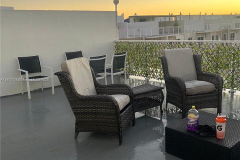 Adosado en venta en Homestead, Florida, 4 dormitorios, 133.22 m2 № 1955625 - foto 30