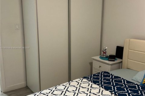 Adosado en venta en Homestead, Florida, 4 dormitorios, 133.22 m2 № 1955625 - foto 15