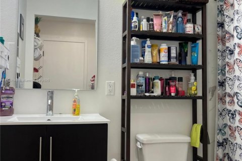 Adosado en venta en Homestead, Florida, 4 dormitorios, 133.22 m2 № 1955625 - foto 17