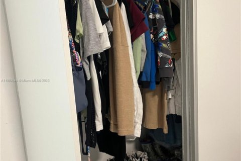 Adosado en venta en Homestead, Florida, 4 dormitorios, 133.22 m2 № 1955625 - foto 16