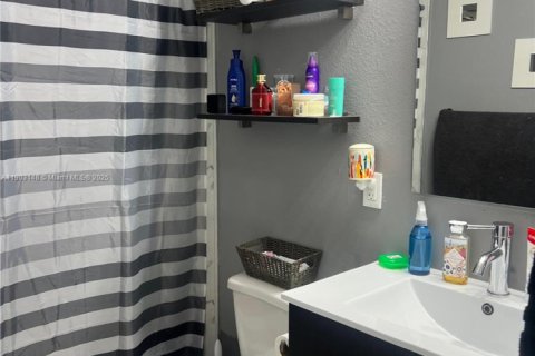 Adosado en venta en Homestead, Florida, 4 dormitorios, 133.22 m2 № 1955625 - foto 21