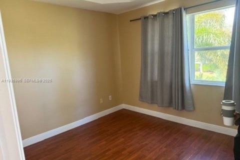 Touwnhouse à vendre à Homestead, Floride: 2 chambres, 114.64 m2 № 1994142 - photo 28