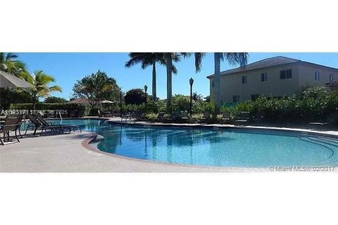 Touwnhouse à vendre à Homestead, Floride: 2 chambres, 114.64 m2 № 1994142 - photo 3