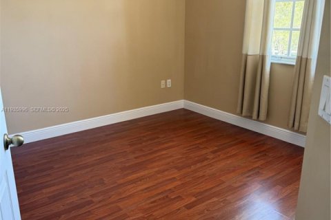 Touwnhouse à vendre à Homestead, Floride: 2 chambres, 114.64 m2 № 1994142 - photo 23