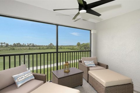 Condo in Venice, Florida, 2 bedrooms in WELLEN PARK  № 1319442 - photo 25