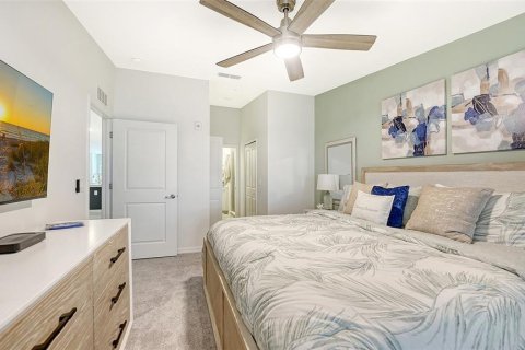 Condo in Venice, Florida, 2 bedrooms in WELLEN PARK  № 1319442 - photo 7