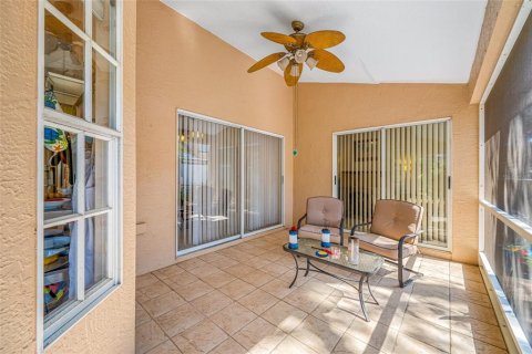 Townhouse in Clearwater, Florida 3 bedrooms, 179.12 sq.m. № 1557077 - photo 10