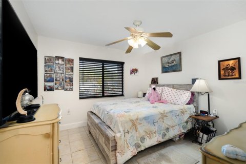 Condo in Cocoa, Florida, 2 bedrooms  № 1628795 - photo 17