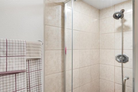 Condo in Cocoa, Florida, 2 bedrooms  № 1628795 - photo 16