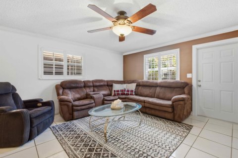 Condo in Hollywood, Florida, 2 bedrooms № 2173299 - photo 5