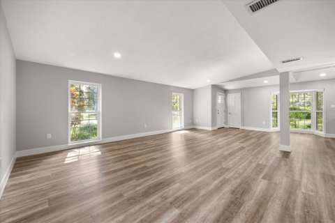 House in Winter Park, Florida 4 bedrooms, 255.48 sq.m. № 1894621 - photo 4