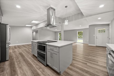 House in Winter Park, Florida 4 bedrooms, 255.48 sq.m. № 1894621 - photo 11