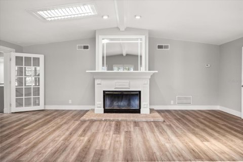 House in Winter Park, Florida 4 bedrooms, 255.48 sq.m. № 1894621 - photo 19