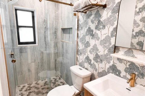 Villa ou maison à vendre à Miami, Floride: 3 chambres, 144.56 m2 № 1921448 - photo 13