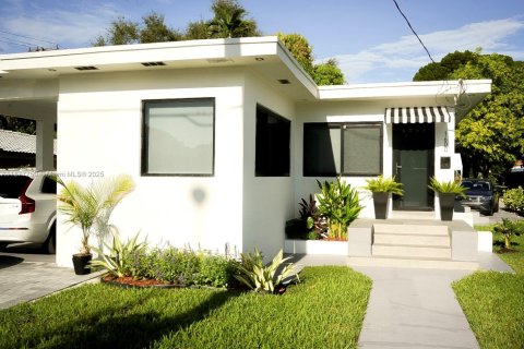 Villa ou maison à vendre à Miami, Floride: 3 chambres, 144.56 m2 № 1921448 - photo 18