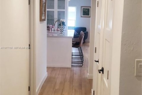 Villa ou maison à vendre à Miami, Floride: 3 chambres, 144.56 m2 № 1921448 - photo 27