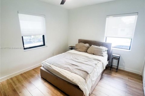 Villa ou maison à vendre à Miami, Floride: 3 chambres, 144.56 m2 № 1921448 - photo 14