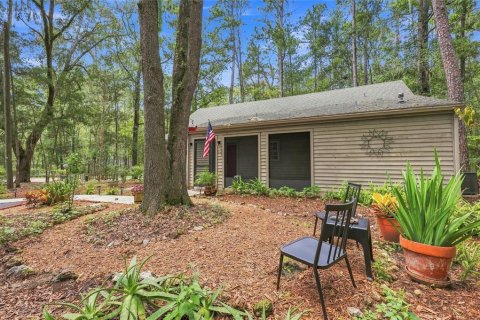 House in Gainesville, Florida 2 bedrooms, 138.52 sq.m. № 2138727 - photo 4