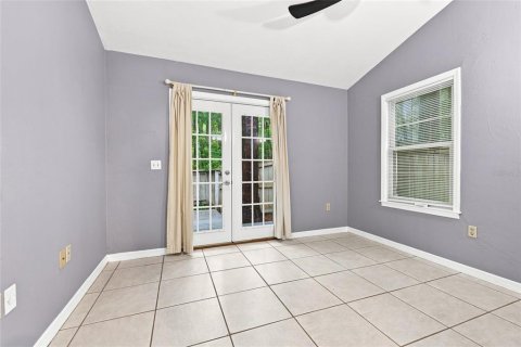 House in Gainesville, Florida 2 bedrooms, 138.52 sq.m. № 2138727 - photo 25