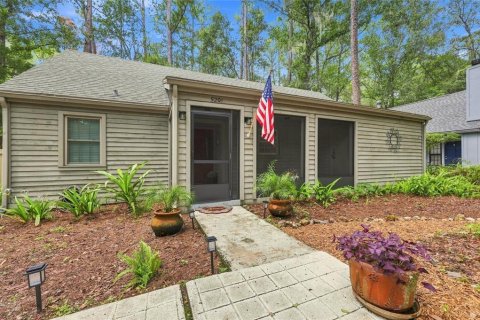 House in Gainesville, Florida 2 bedrooms, 138.52 sq.m. № 2138727 - photo 5