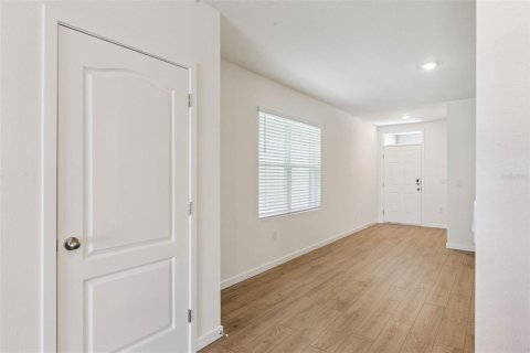 House in Kissimmee, Florida 3 bedrooms, 139.73 sq.m. № 2320900 - photo 2