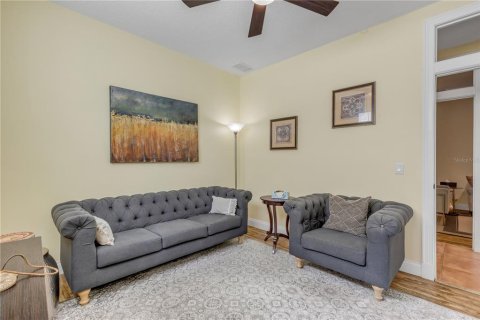 House in New Smyrna Beach, Florida 2 bedrooms, 381.27 sq.m. № 2358121 - photo 11