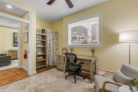 House in New Smyrna Beach, Florida 2 bedrooms, 381.27 sq.m. № 2358121 - photo 22