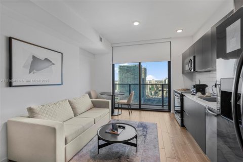 Condo in Miami, Florida, 1 bedroom  № 1766554 - photo 4