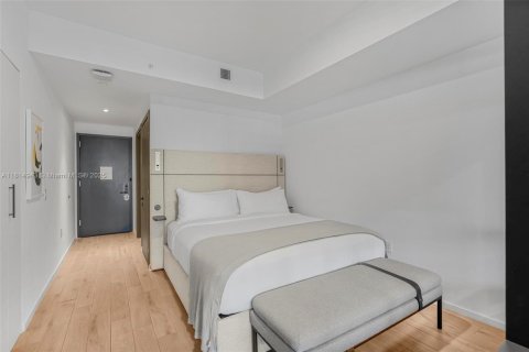 Condo in Miami, Florida, 1 bedroom  № 1766554 - photo 7