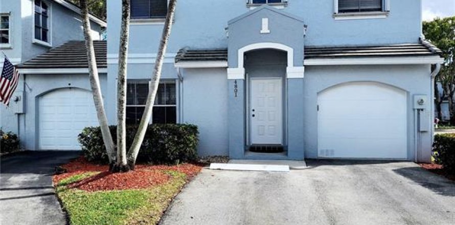 Adosado en Davie, Florida 3 dormitorios, 157.1 m2 № 1514410