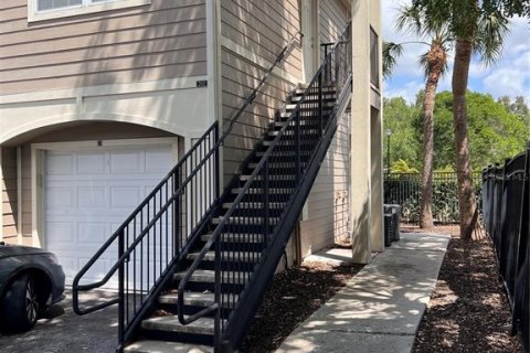 Condominio en venta en Sarasota, Florida, 1 dormitorio, 61.97 m2 № 1651861 - foto 2