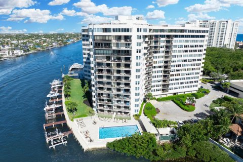 Condo in Highland Beach, Florida, 3 bedrooms  № 2271513